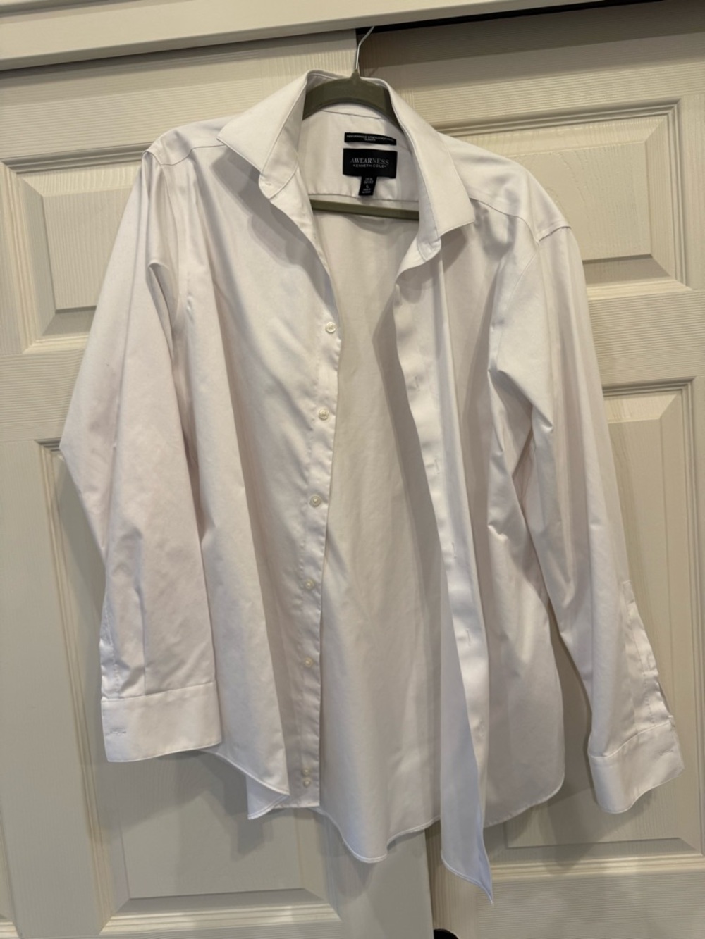 Kenneth Cole Reaction Men's White Dress Shirt, size large slim fit